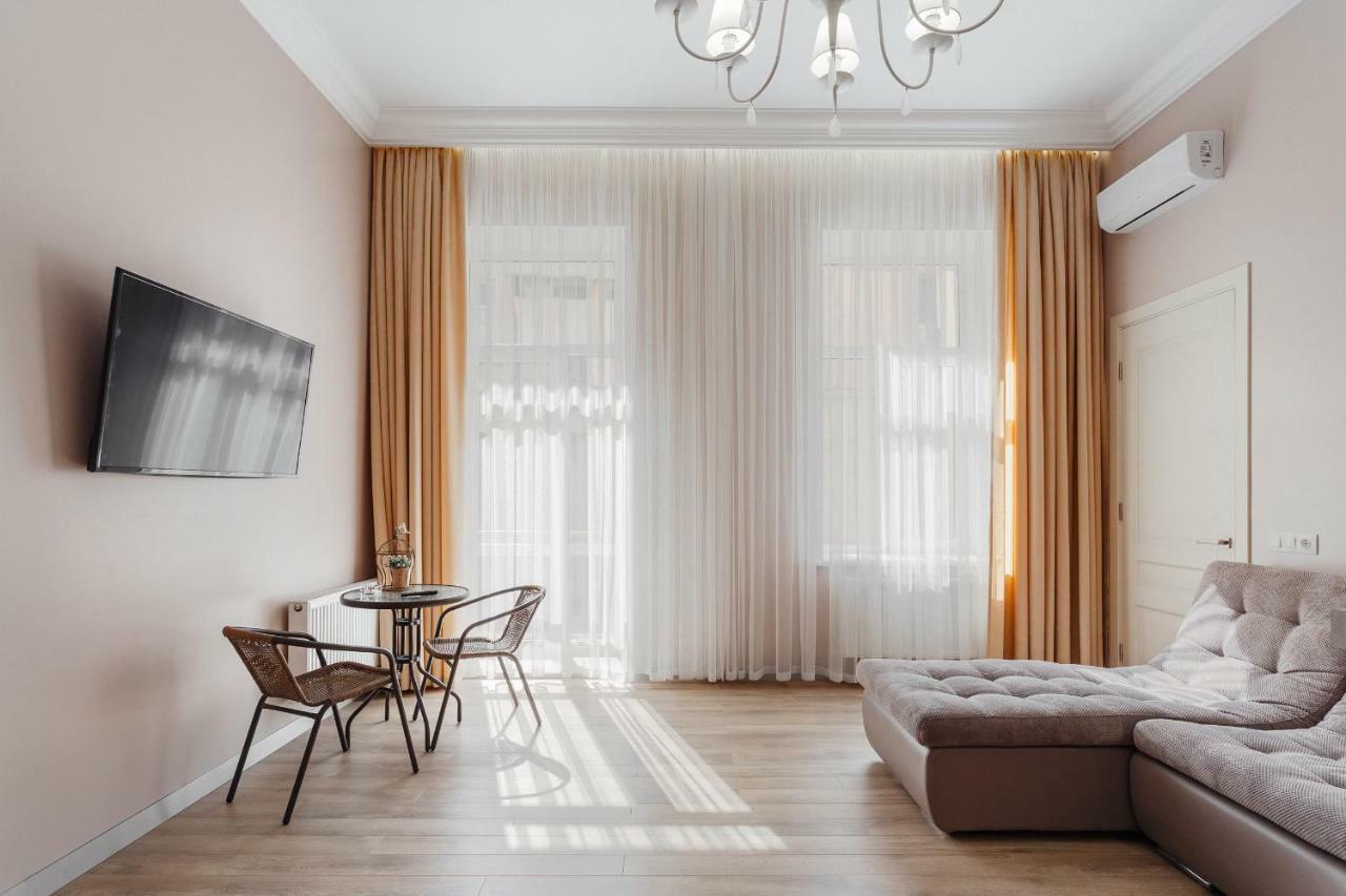 Central Barkar Apartments 敖德萨 外观 照片