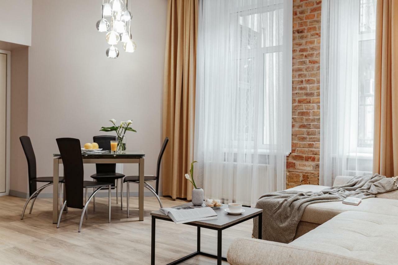 Central Barkar Apartments 敖德萨 外观 照片